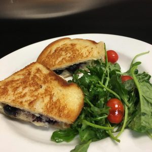 Blueberry-Brie-Grilled-Cheese.jpg
