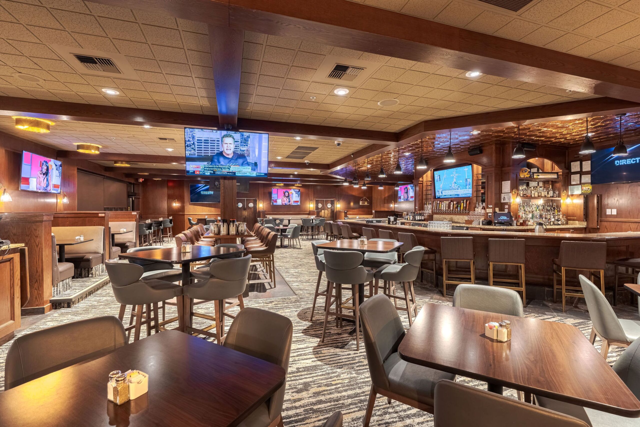 The Club Tavern & Grill photo