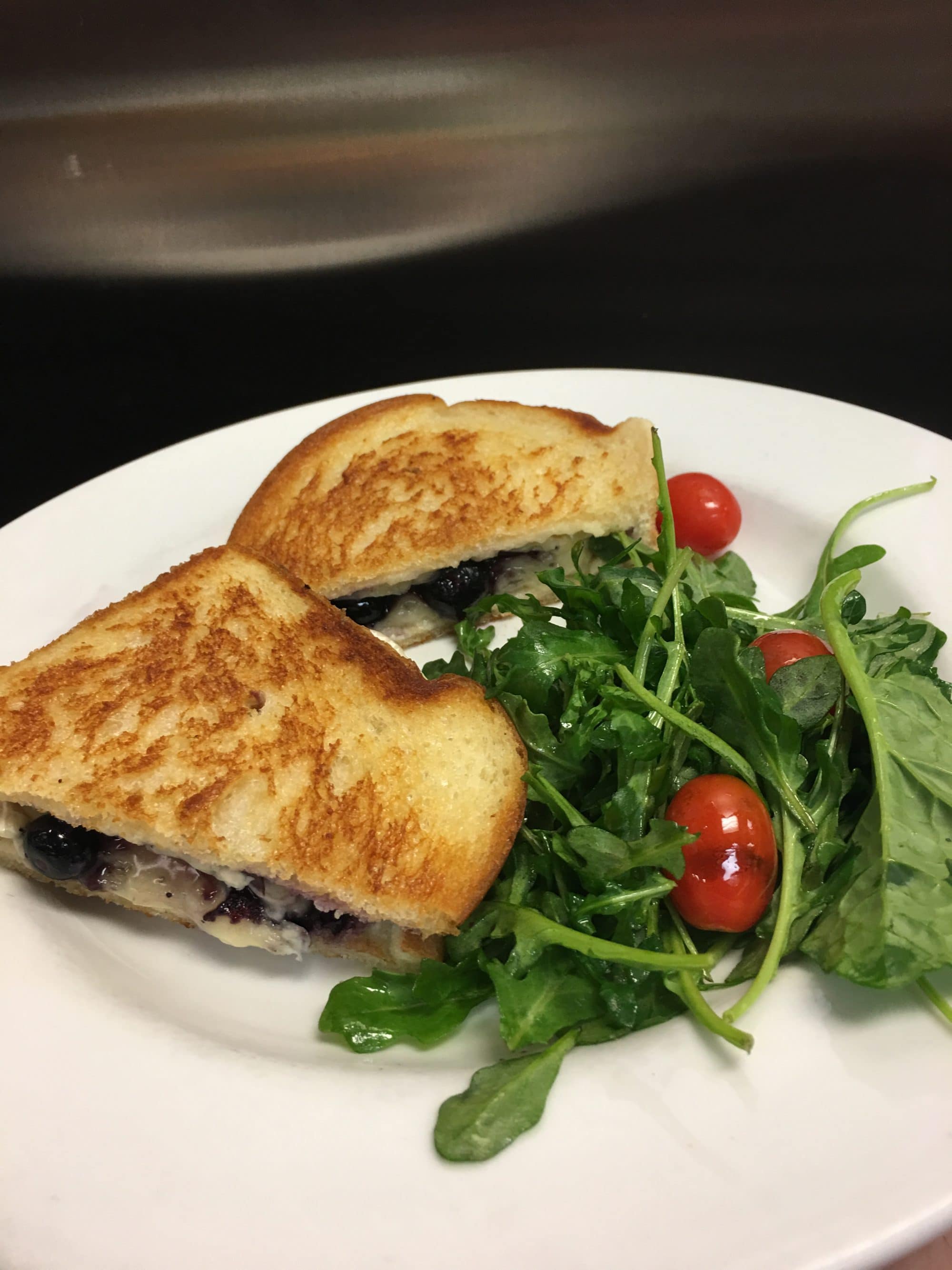 Blueberry-Brie-Grilled-Cheese.jpg